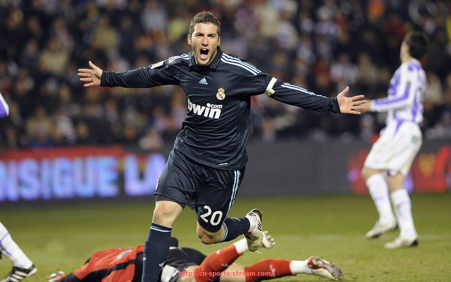 体育直播-超越中超联赛MV：超越中超联赛的主题曲MV与球迷激情